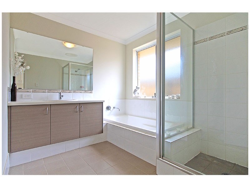 24 Spinifex Loop, Yanchep WA 6035