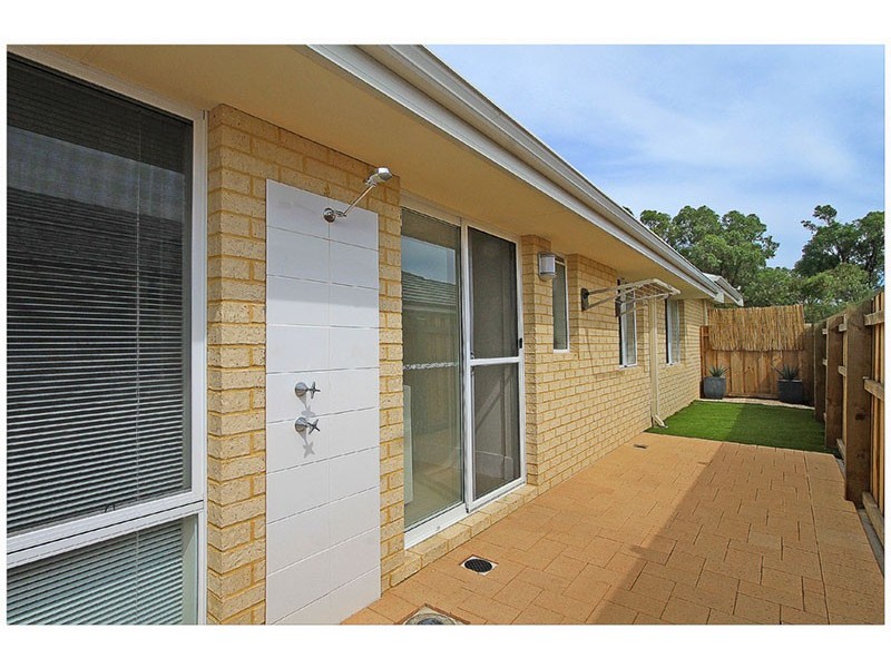 24 Spinifex Loop, Yanchep WA 6035