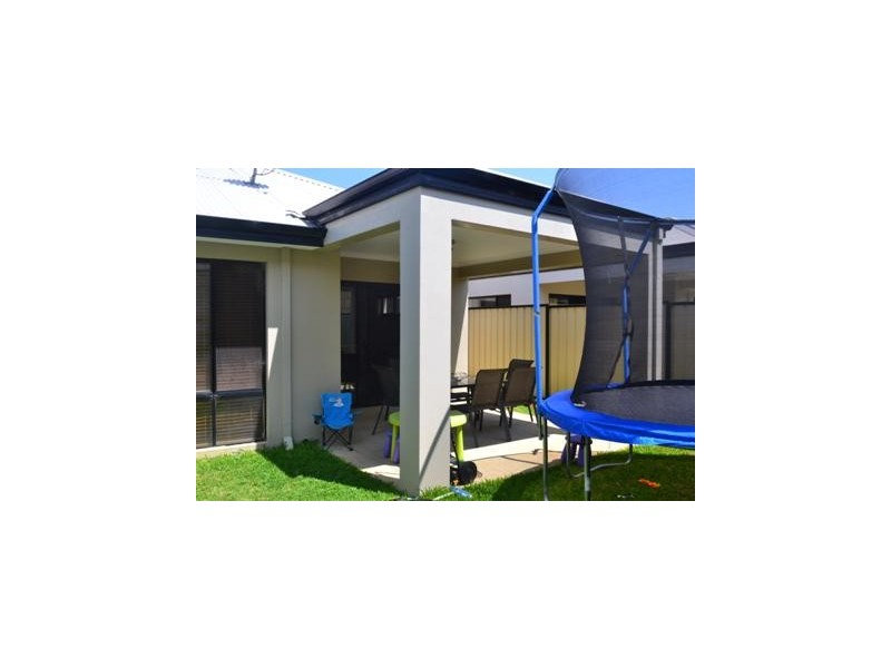 43B Celebration Blvd, Clarkson WA 6030