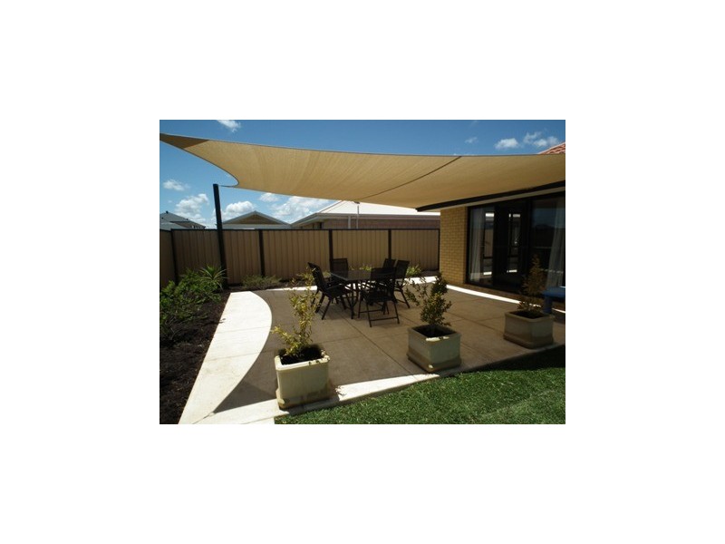 27 Spring Hill, Tapping WA 6065