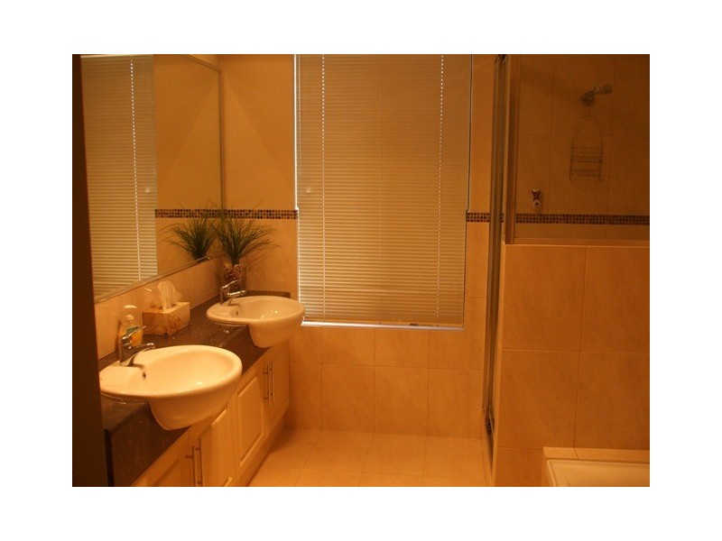 10 Yandi Way, Carramar WA 6031