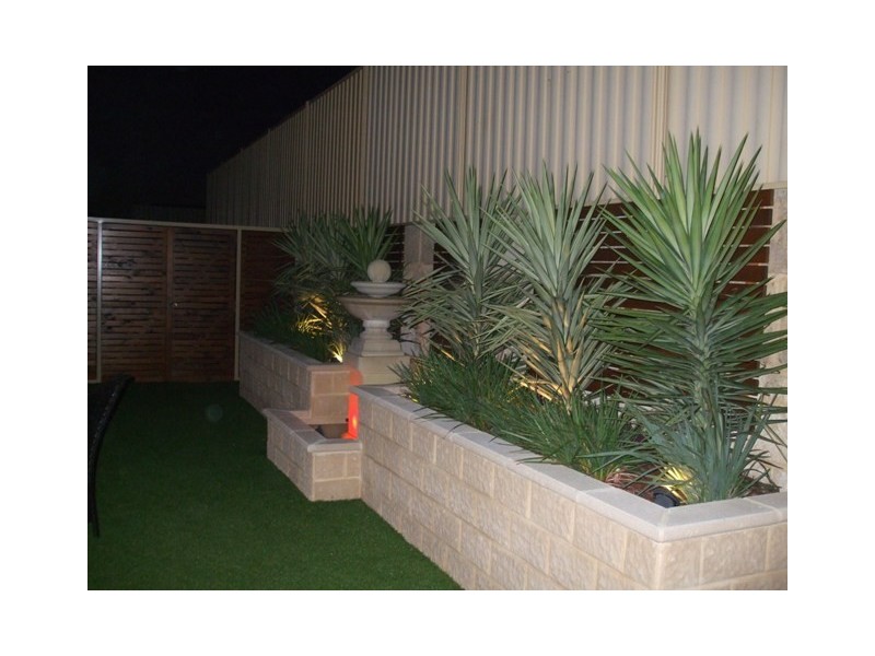 10 Yandi Way, Carramar WA 6031