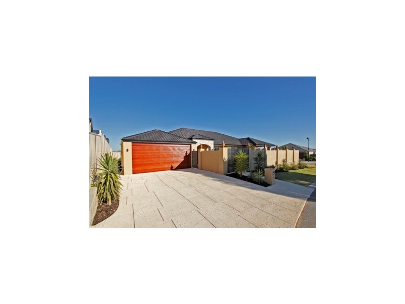 2 Calita Pass, Carramar WA 6031