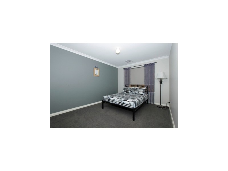 2 Calita Pass, Carramar WA 6031