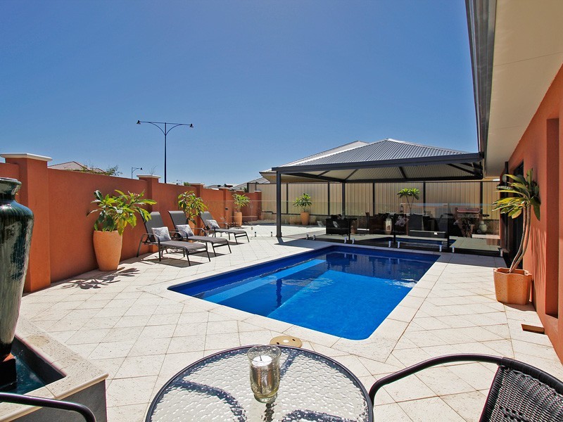 73 Keanefield Drive, Carramar WA 6031