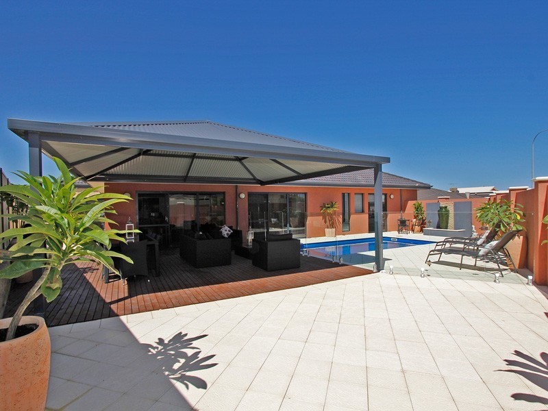 73 Keanefield Drive, Carramar WA 6031