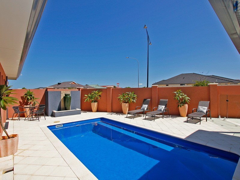 73 Keanefield Drive, Carramar WA 6031