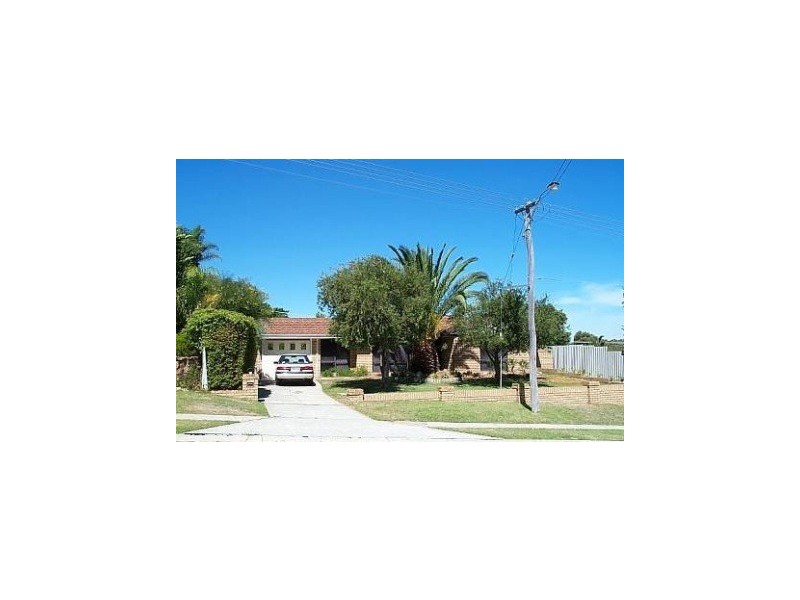 16  Bellanger Drive, Beldon WA 6027