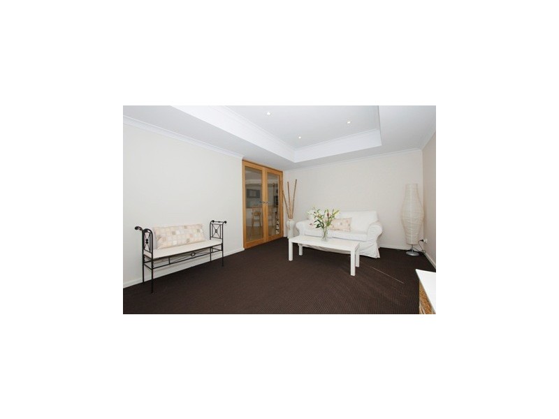 39 Merrang Cir, Carramar WA 6031