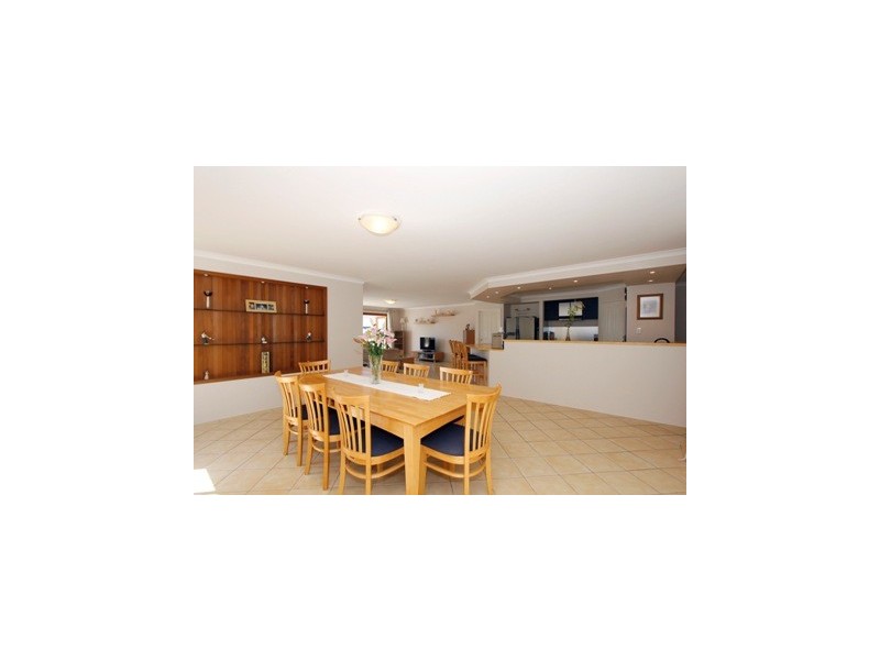 39 Merrang Cir, Carramar WA 6031