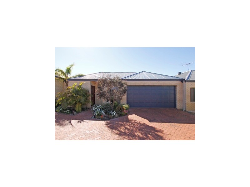 8/26 Earlsferry Green, Kinross WA 6028