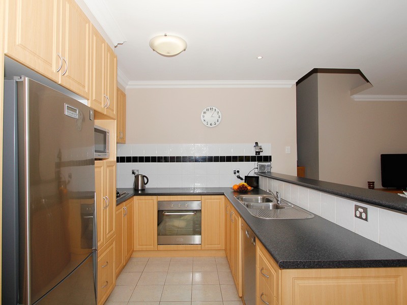 8/26 Earlsferry Green, Kinross WA 6028