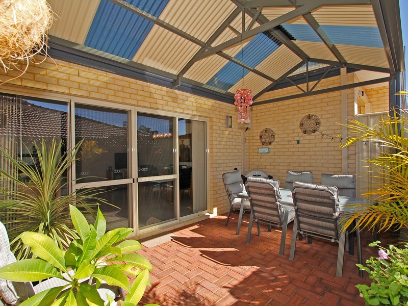 8/26 Earlsferry Green, Kinross WA 6028