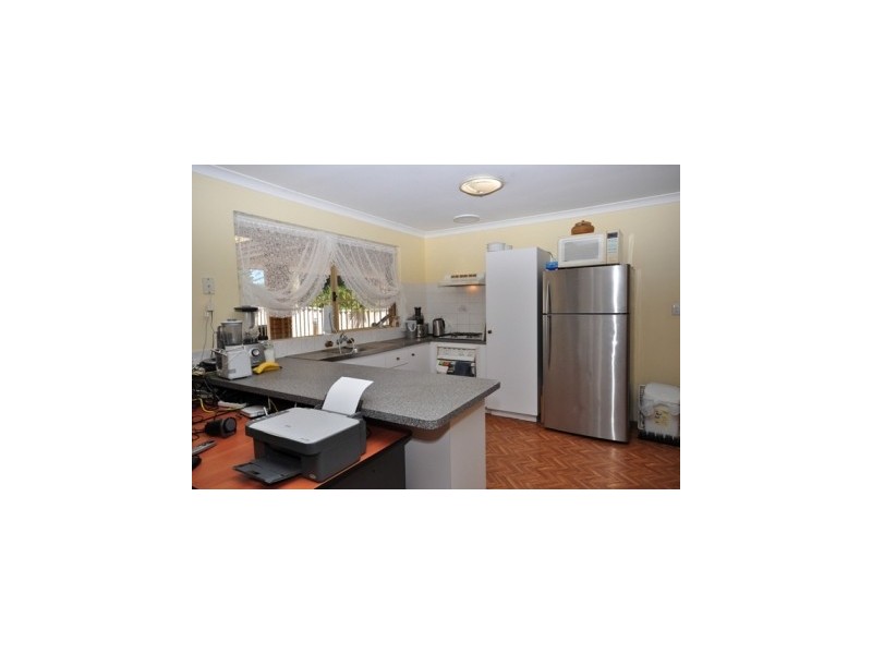 4 Throssell Place, Clarkson WA 6030