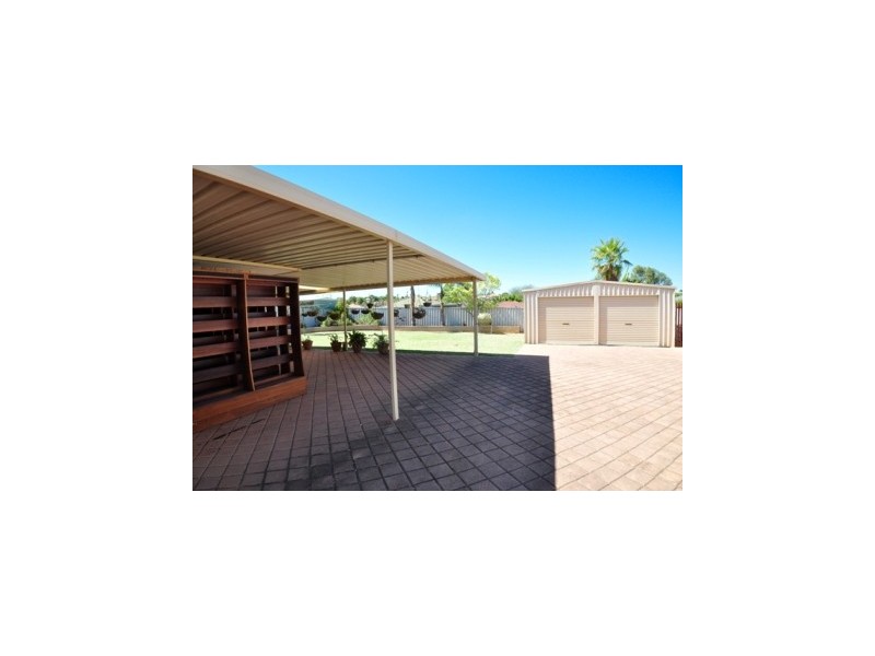 4 Throssell Place, Clarkson WA 6030