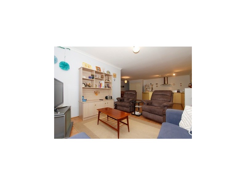 39 Eastleigh Loop, Currambine WA 6028