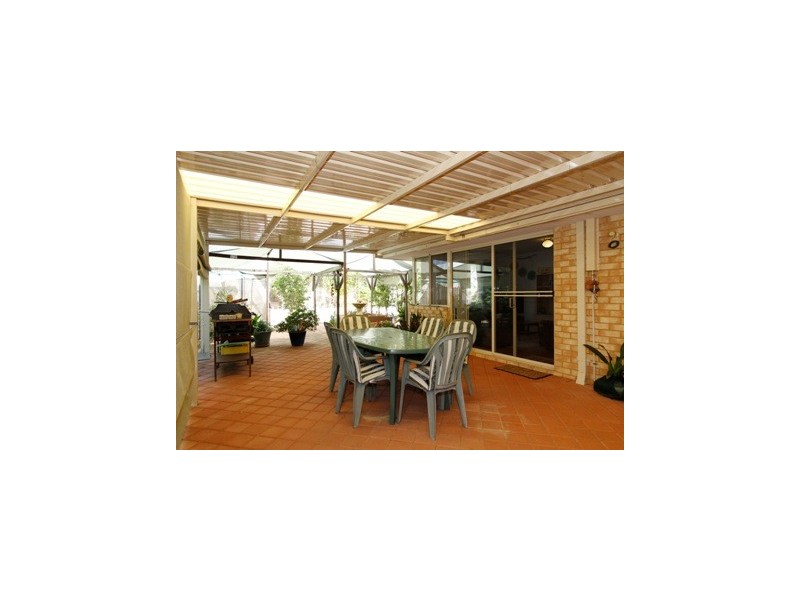 39 Eastleigh Loop, Currambine WA 6028