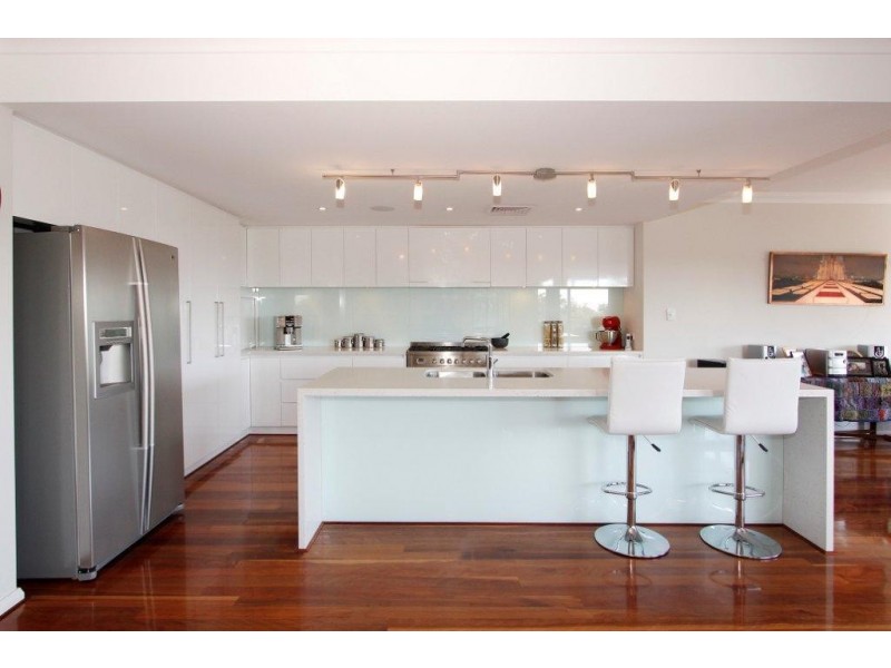 24 Second Ave, Burns Beach WA 6028