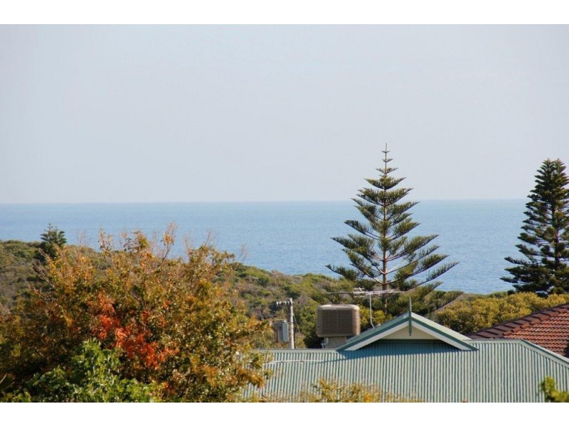 24 Second Ave, Burns Beach WA 6028