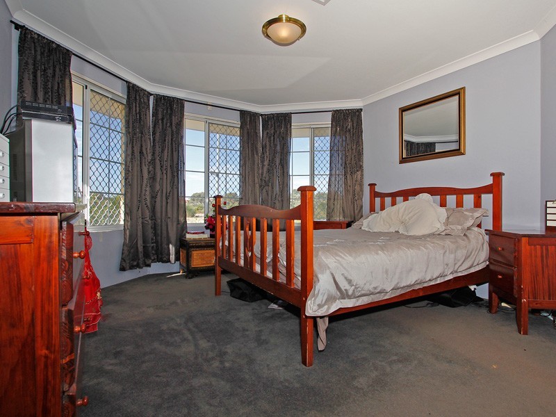 24 Grangemouth, Kinross WA 6028