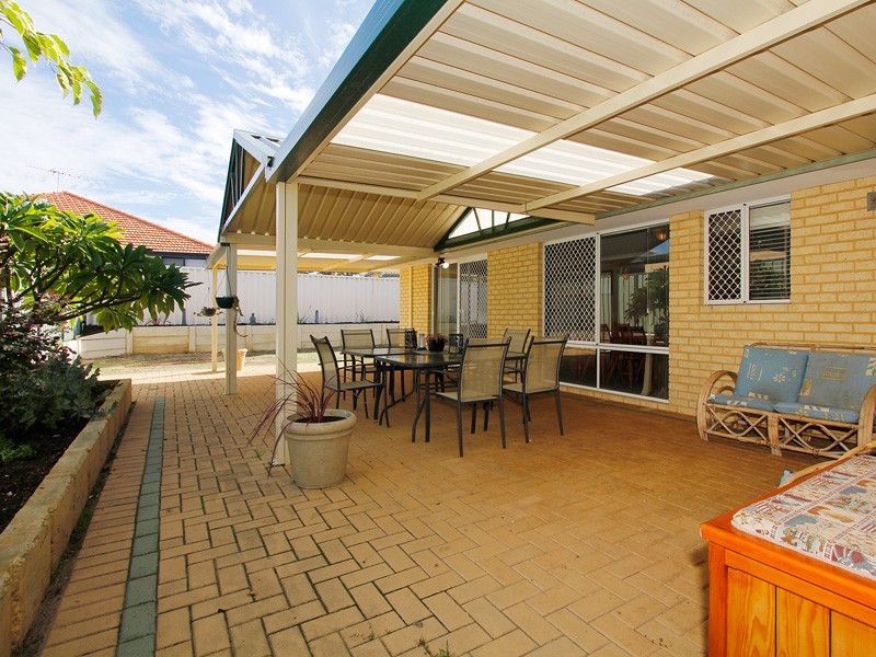 24 Grangemouth, Kinross WA 6028