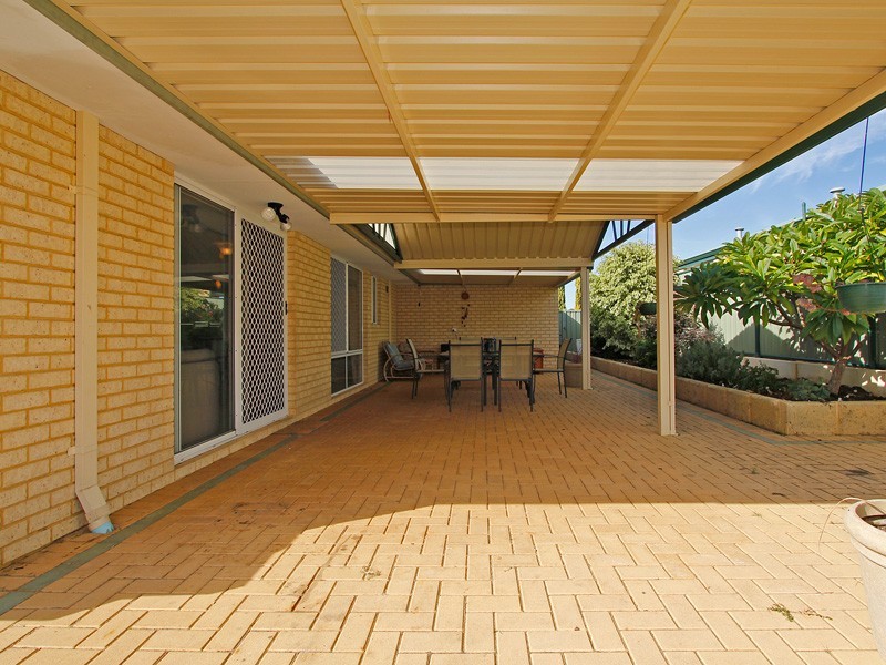 24 Grangemouth, Kinross WA 6028