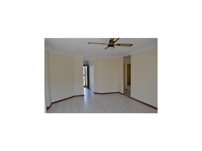 4 Alan Court, Beldon WA 6027