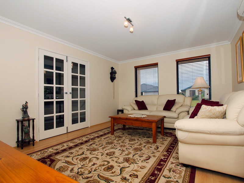 7 Donabate Road, Ridgewood WA 6030