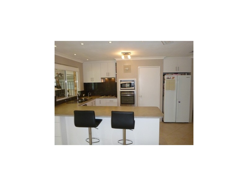 11 Canopy Court, Banksia Grove WA 6031