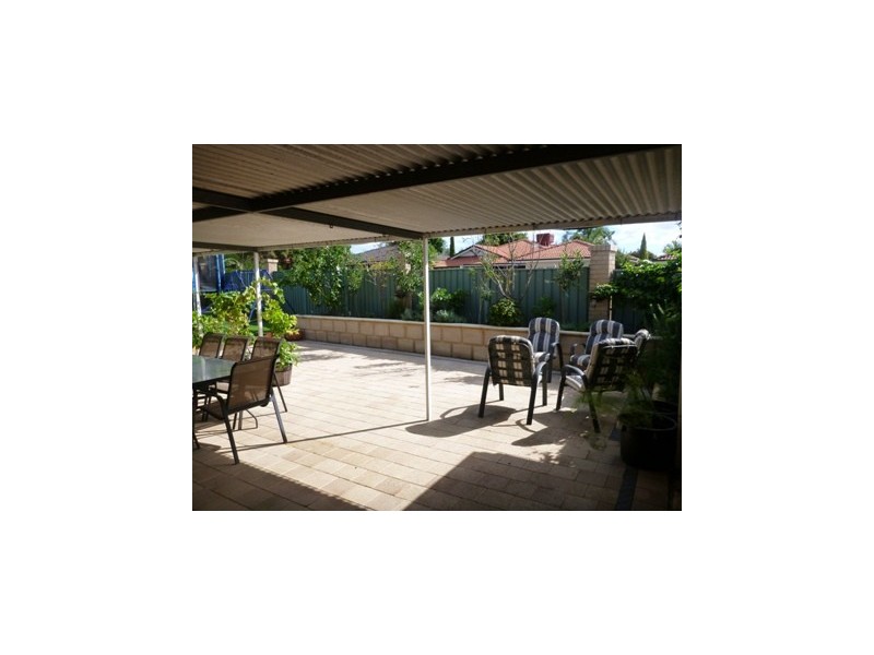 11 Canopy Court, Banksia Grove WA 6031