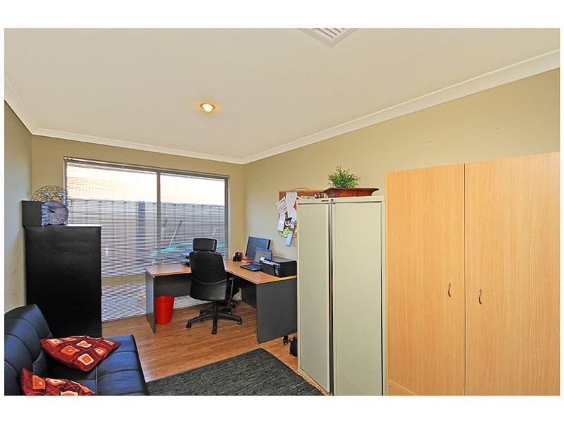 23 Jaeger Bend, Tapping WA 6065