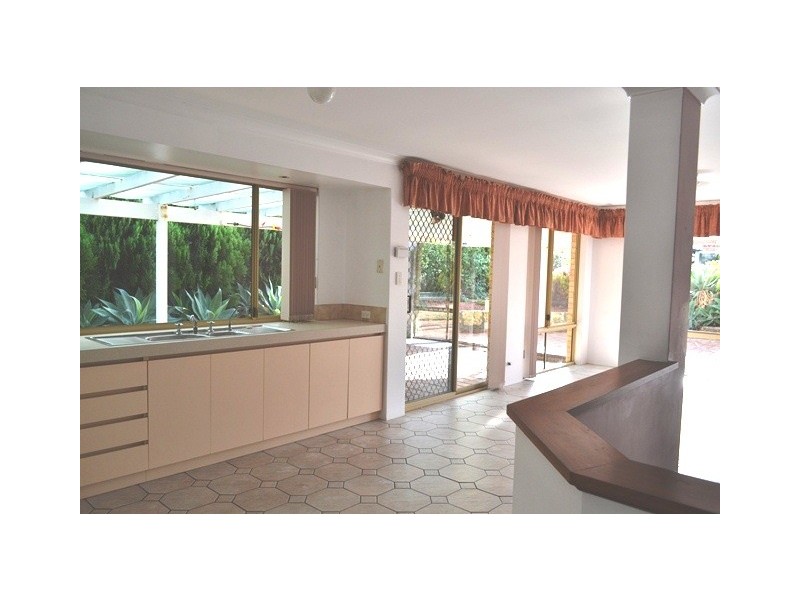 86 Kinross Drive, Kinross WA 6028