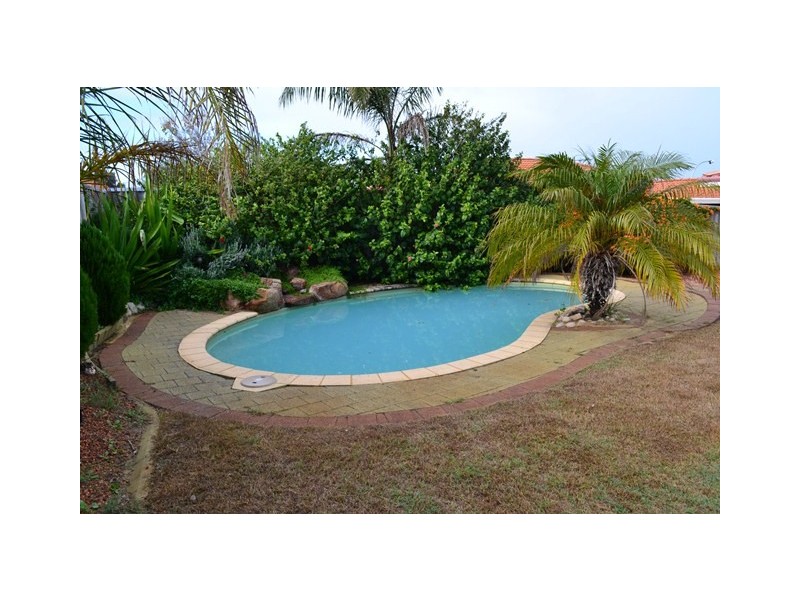 86 Kinross Drive, Kinross WA 6028