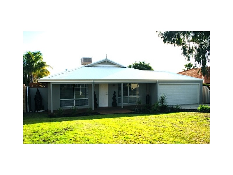 22 Houghton Drive, Carramar WA 6031