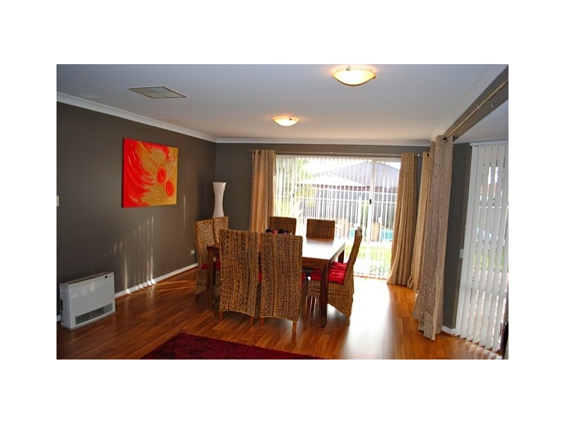 22 Houghton Drive, Carramar WA 6031