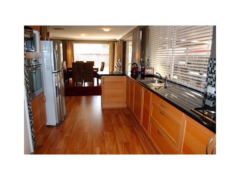 22 Houghton Drive, Carramar WA 6031