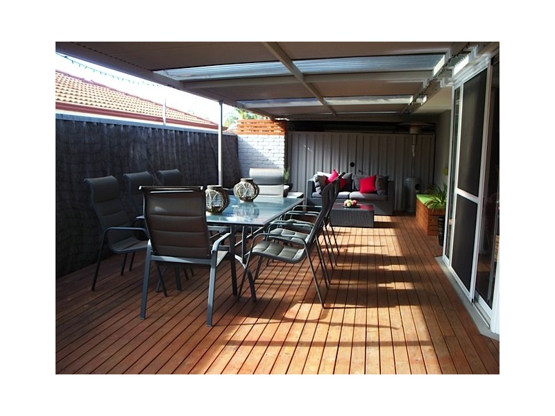 22 Houghton Drive, Carramar WA 6031