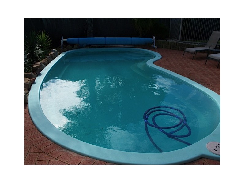 22 Houghton Drive, Carramar WA 6031