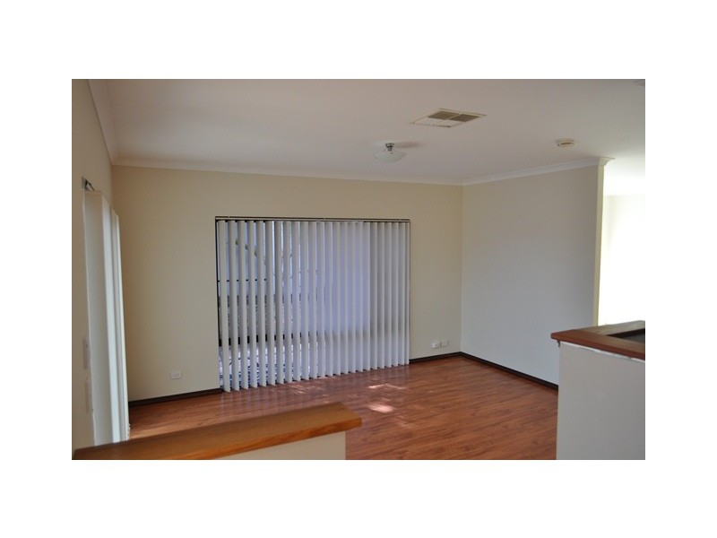 11 Harbour Elbow, Banksia Grove WA 6031