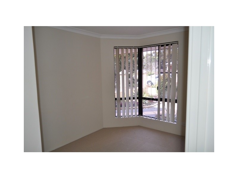 11 Harbour Elbow, Banksia Grove WA 6031