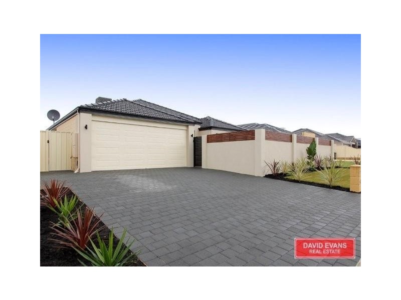 30 Collanda Circuit, Carramar WA 6031