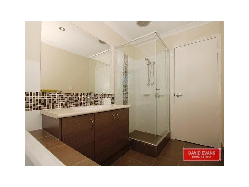 30 Collanda Circuit, Carramar WA 6031