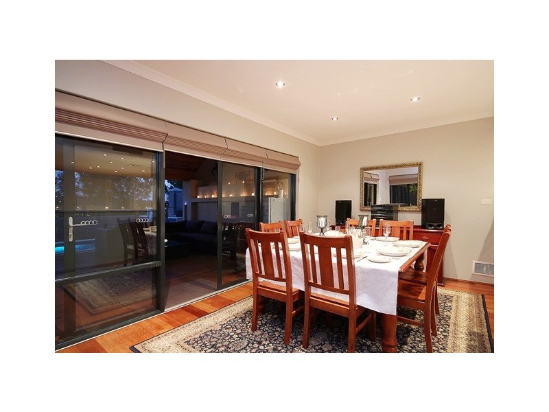 10 Tyne Cr, Wanneroo WA 6065