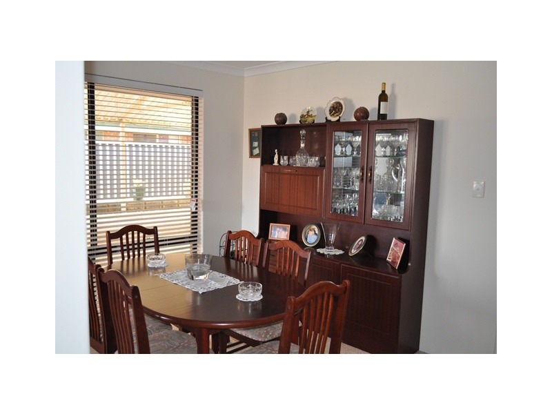 7 Geoff Russell Ave, Kinross WA 6028