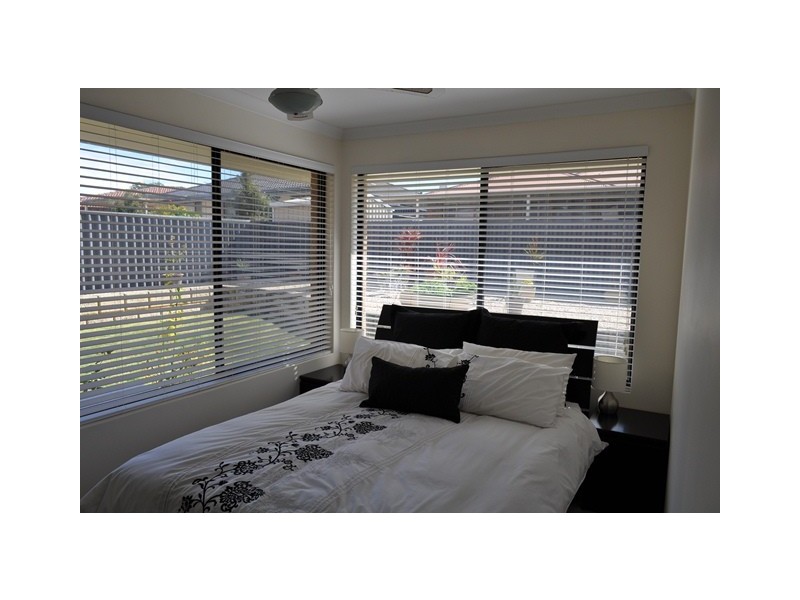 7 Geoff Russell Ave, Kinross WA 6028