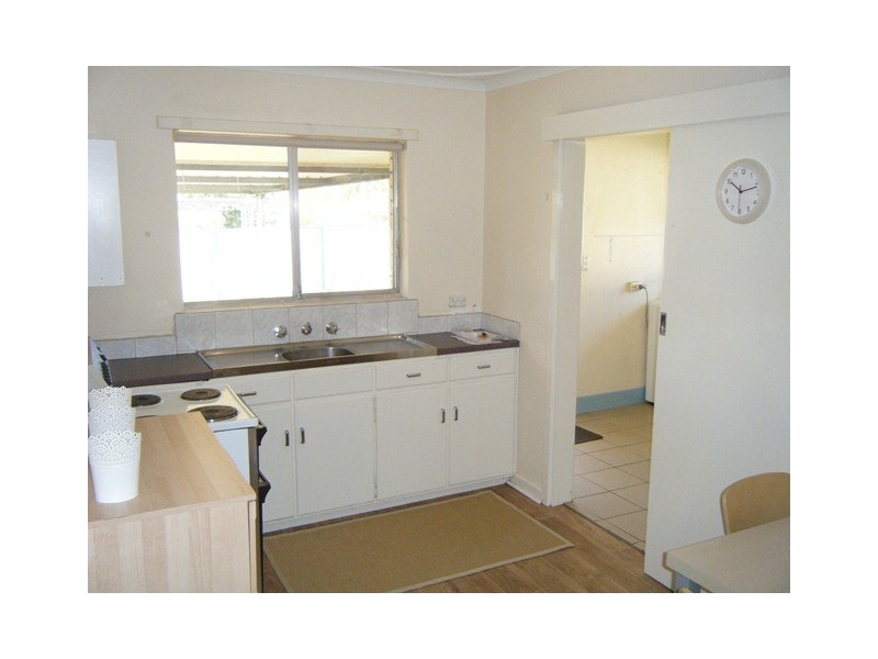 1B Sydney Hall Way, Narrogin WA 6312