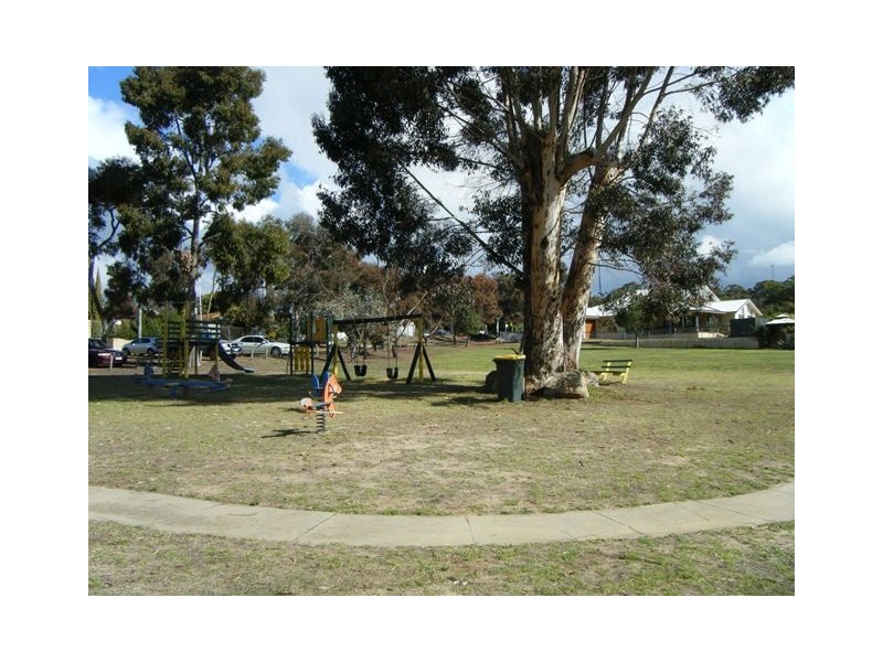 1B Sydney Hall Way, Narrogin WA 6312