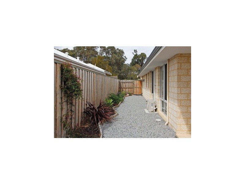 26 Spinifex Loop, Yanchep WA 6035