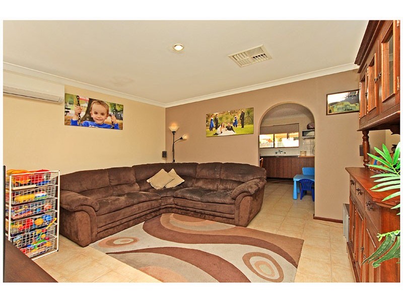 63B PILKINGTON CIRCUS, Beechboro WA 6063
