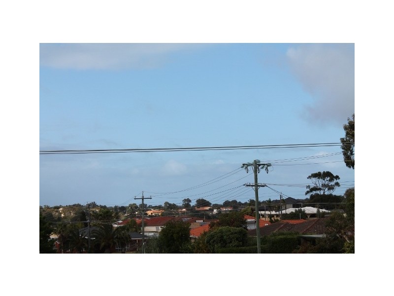 15 Tasman Road, Beldon WA 6027